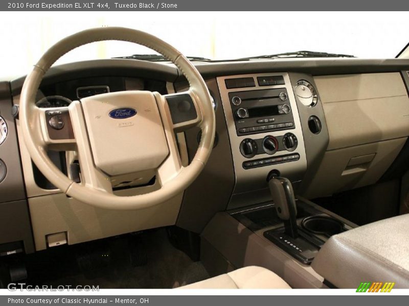 Dashboard of 2010 Expedition EL XLT 4x4