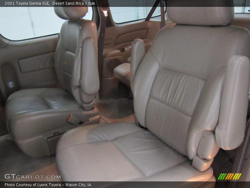 Desert Sand Mica / Oak 2001 Toyota Sienna XLE