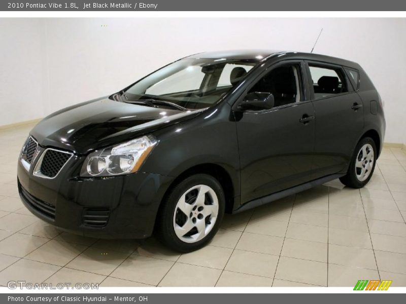 Jet Black Metallic / Ebony 2010 Pontiac Vibe 1.8L