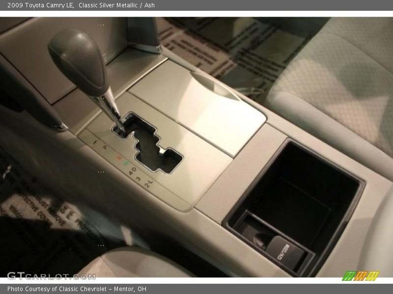 Classic Silver Metallic / Ash 2009 Toyota Camry LE