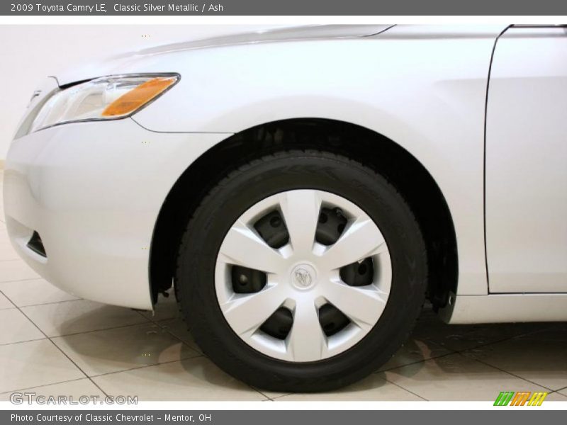 Classic Silver Metallic / Ash 2009 Toyota Camry LE