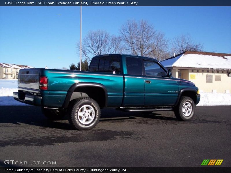 Emerald Green Pearl / Gray 1998 Dodge Ram 1500 Sport Extended Cab 4x4