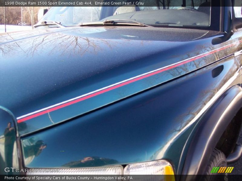 Emerald Green Pearl / Gray 1998 Dodge Ram 1500 Sport Extended Cab 4x4