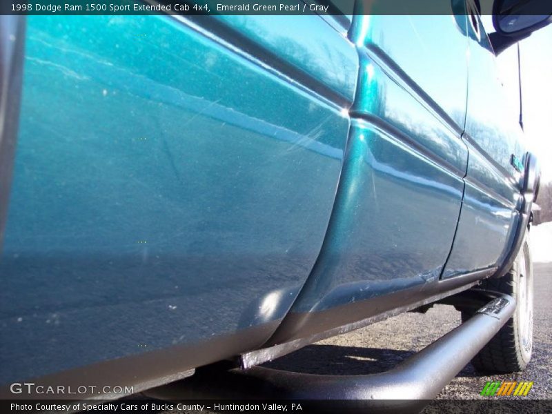 Emerald Green Pearl / Gray 1998 Dodge Ram 1500 Sport Extended Cab 4x4