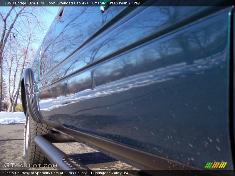 Emerald Green Pearl / Gray 1998 Dodge Ram 1500 Sport Extended Cab 4x4