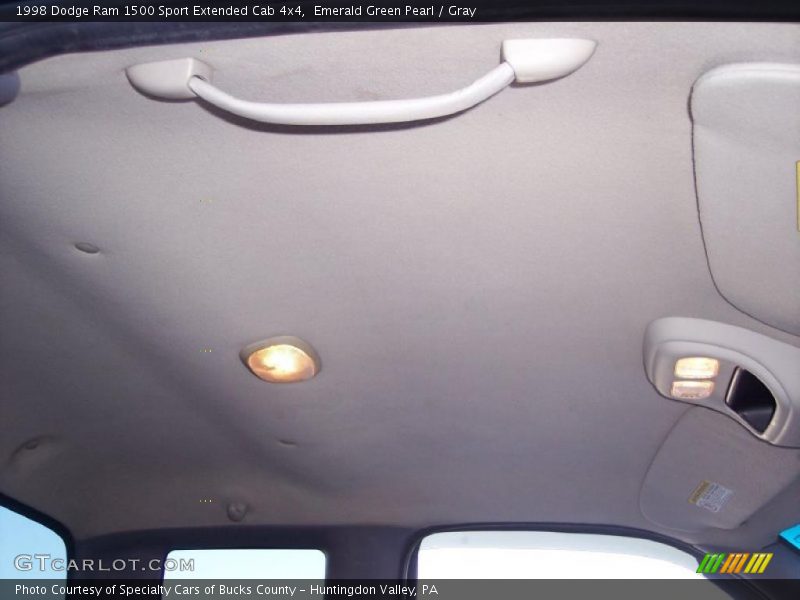 Emerald Green Pearl / Gray 1998 Dodge Ram 1500 Sport Extended Cab 4x4
