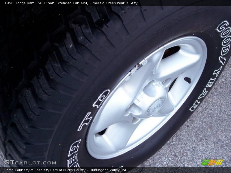 Emerald Green Pearl / Gray 1998 Dodge Ram 1500 Sport Extended Cab 4x4