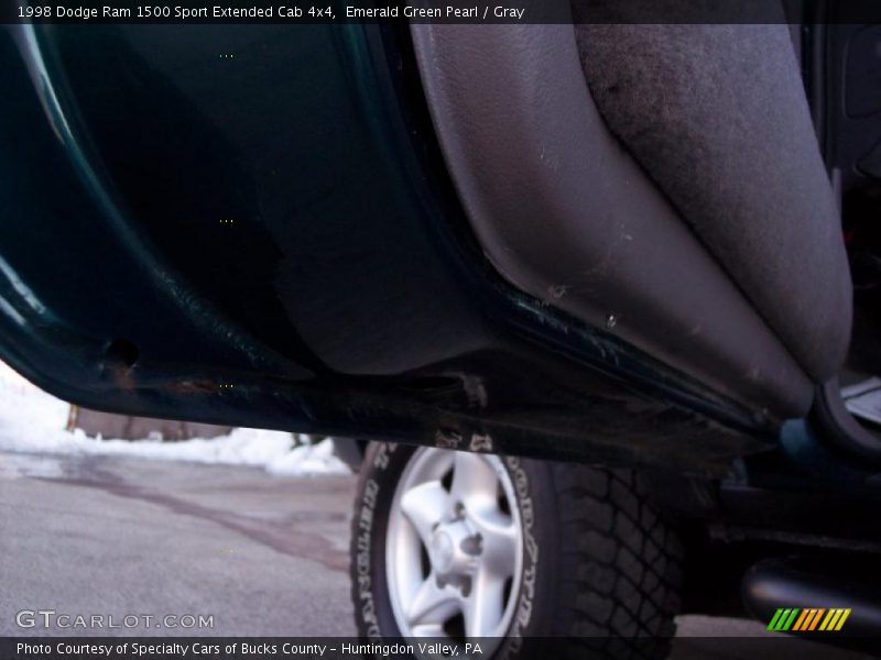 Emerald Green Pearl / Gray 1998 Dodge Ram 1500 Sport Extended Cab 4x4