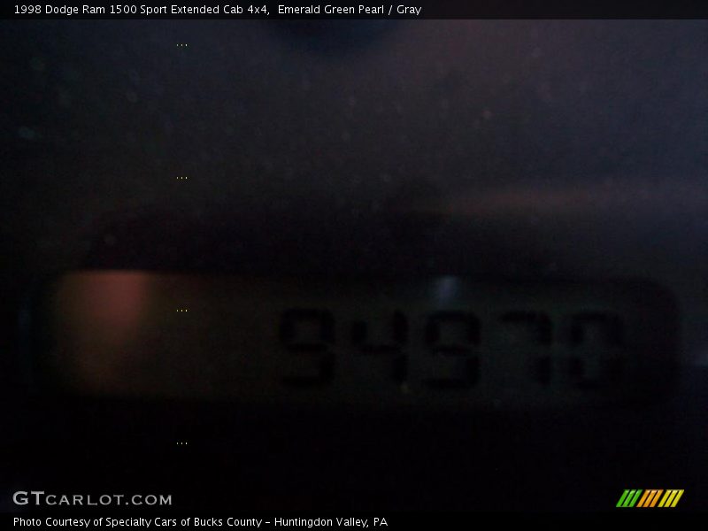 Emerald Green Pearl / Gray 1998 Dodge Ram 1500 Sport Extended Cab 4x4
