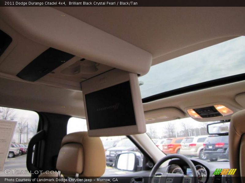 Brilliant Black Crystal Pearl / Black/Tan 2011 Dodge Durango Citadel 4x4