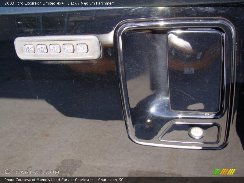 Black / Medium Parchment 2003 Ford Excursion Limited 4x4