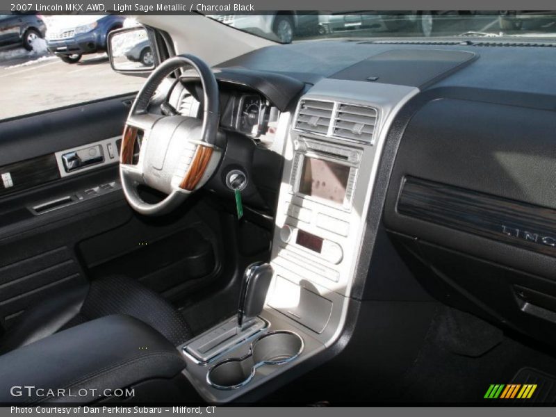 Light Sage Metallic / Charcoal Black 2007 Lincoln MKX AWD