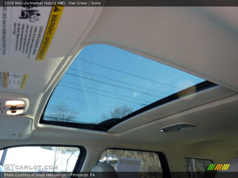 Sunroof of 2008 Mariner Hybrid 4WD