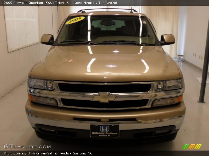 Sandstone Metallic / Tan/Neutral 2005 Chevrolet Suburban 1500 LT 4x4