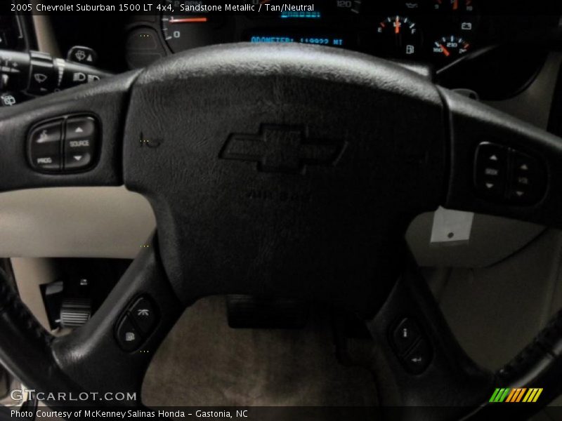 Sandstone Metallic / Tan/Neutral 2005 Chevrolet Suburban 1500 LT 4x4