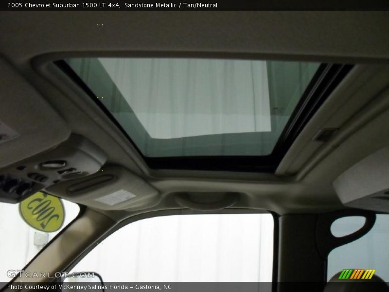 Sandstone Metallic / Tan/Neutral 2005 Chevrolet Suburban 1500 LT 4x4