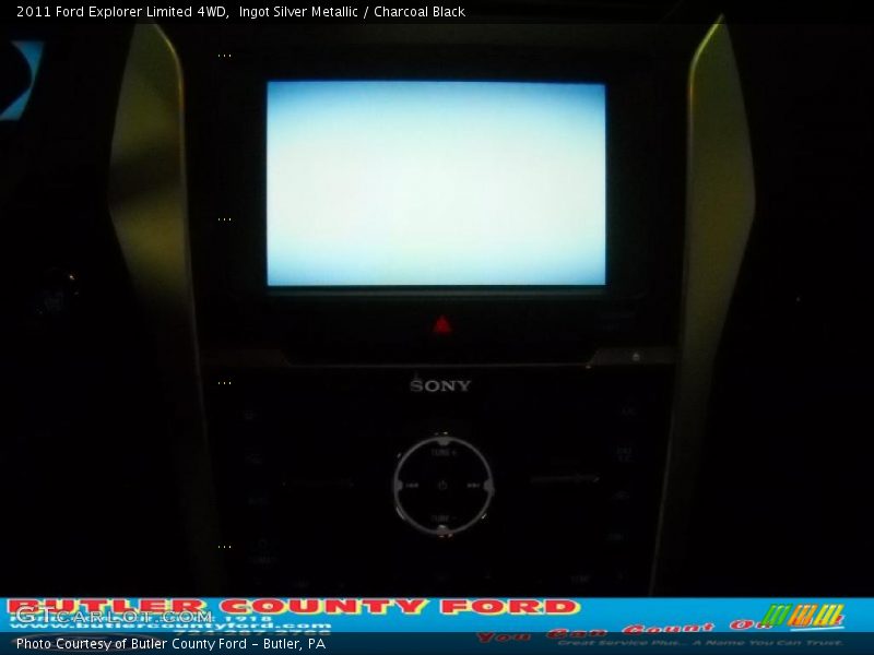 Ingot Silver Metallic / Charcoal Black 2011 Ford Explorer Limited 4WD