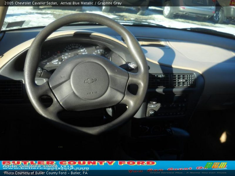 Arrival Blue Metallic / Graphite Gray 2005 Chevrolet Cavalier Sedan