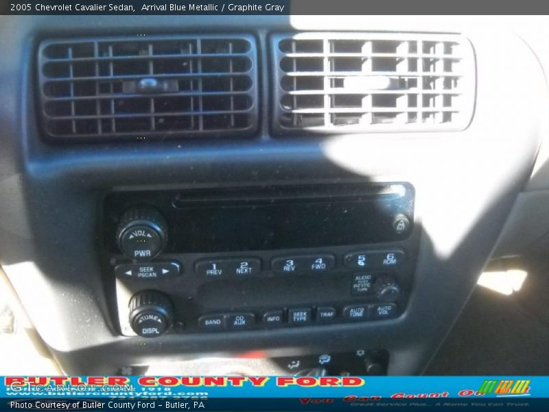 Arrival Blue Metallic / Graphite Gray 2005 Chevrolet Cavalier Sedan
