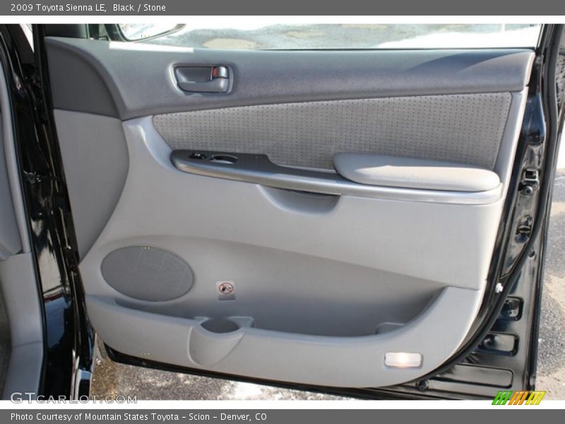 Black / Stone 2009 Toyota Sienna LE