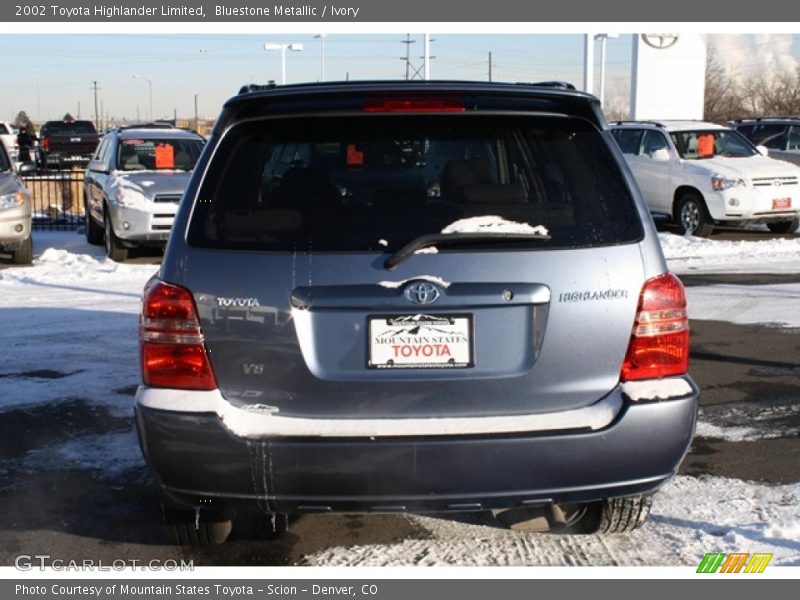 Bluestone Metallic / Ivory 2002 Toyota Highlander Limited