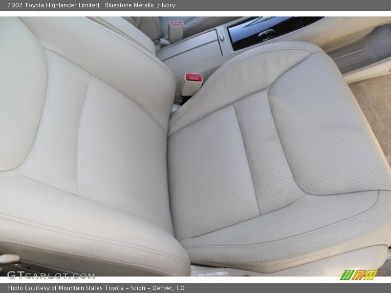 Bluestone Metallic / Ivory 2002 Toyota Highlander Limited