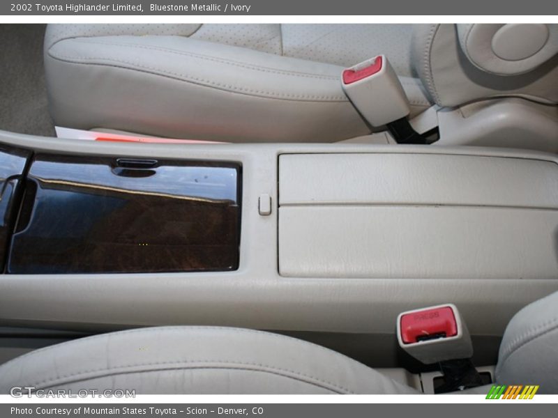 Bluestone Metallic / Ivory 2002 Toyota Highlander Limited