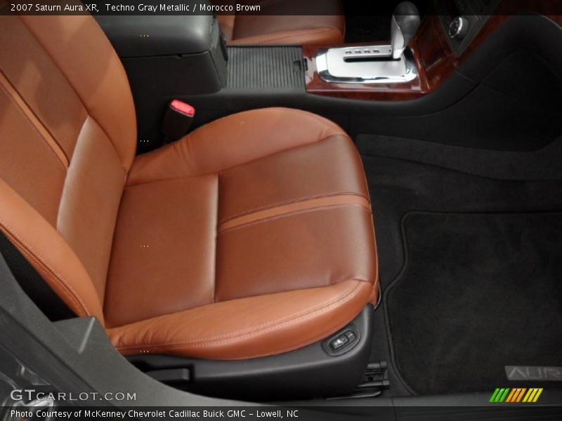  2007 Aura XR Morocco Brown Interior