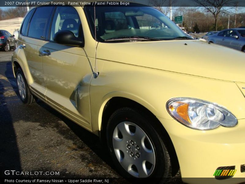 Pastel Yellow / Pastel Pebble Beige 2007 Chrysler PT Cruiser Touring