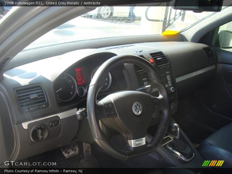 United Grey Metallic / Anthracite 2008 Volkswagen R32