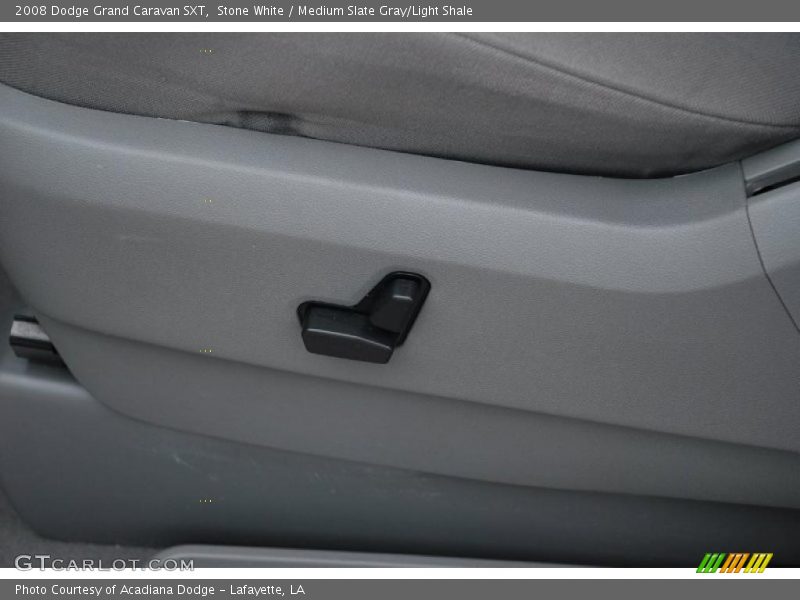 Stone White / Medium Slate Gray/Light Shale 2008 Dodge Grand Caravan SXT