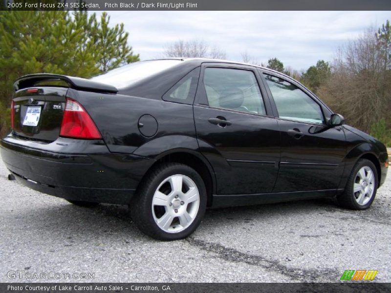 Pitch Black / Dark Flint/Light Flint 2005 Ford Focus ZX4 SES Sedan