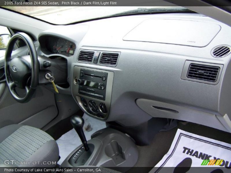 Pitch Black / Dark Flint/Light Flint 2005 Ford Focus ZX4 SES Sedan