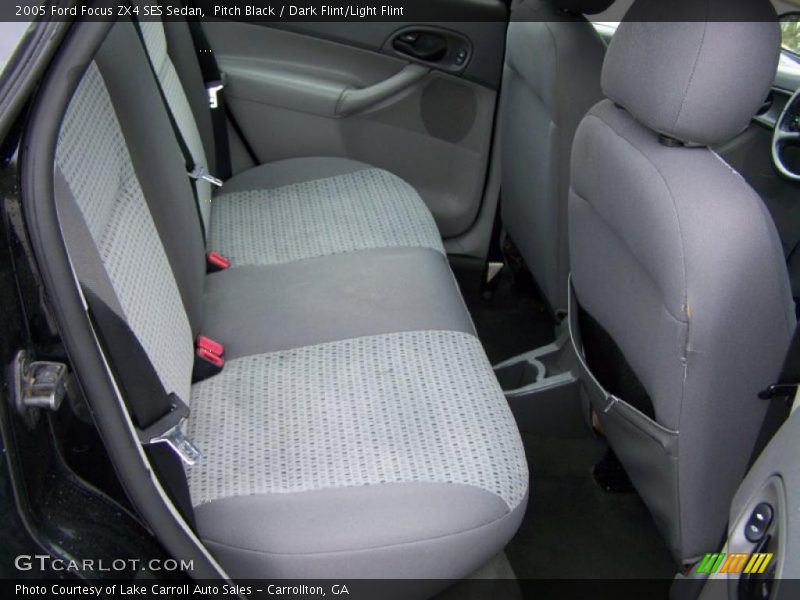 Pitch Black / Dark Flint/Light Flint 2005 Ford Focus ZX4 SES Sedan