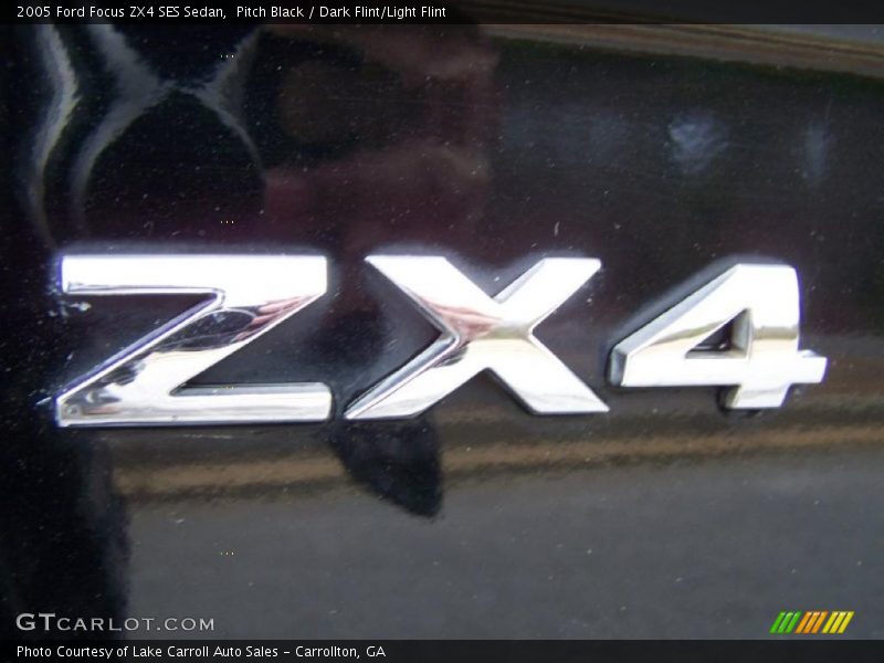 Pitch Black / Dark Flint/Light Flint 2005 Ford Focus ZX4 SES Sedan