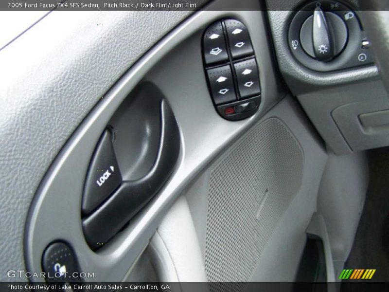 Pitch Black / Dark Flint/Light Flint 2005 Ford Focus ZX4 SES Sedan