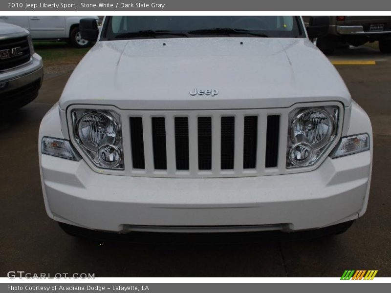 Stone White / Dark Slate Gray 2010 Jeep Liberty Sport