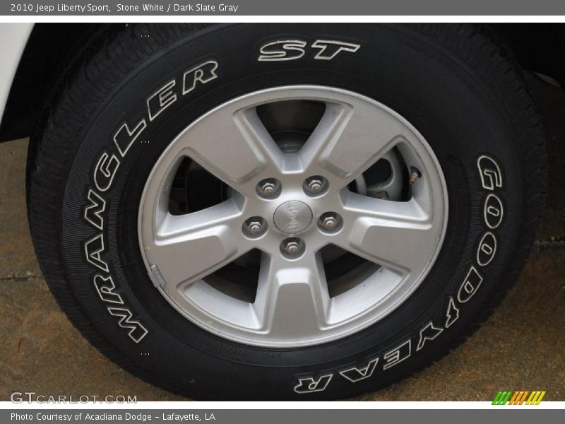 Stone White / Dark Slate Gray 2010 Jeep Liberty Sport