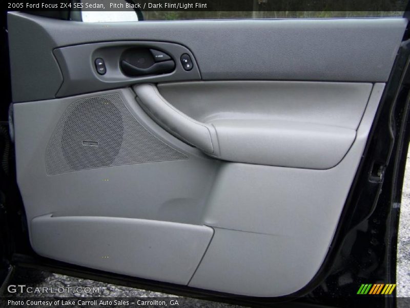 Pitch Black / Dark Flint/Light Flint 2005 Ford Focus ZX4 SES Sedan