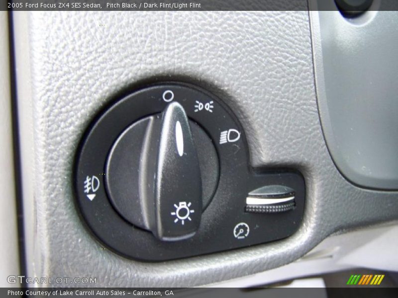 Pitch Black / Dark Flint/Light Flint 2005 Ford Focus ZX4 SES Sedan