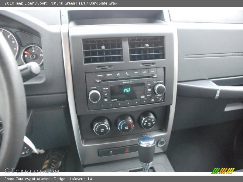 Natural Green Pearl / Dark Slate Gray 2010 Jeep Liberty Sport
