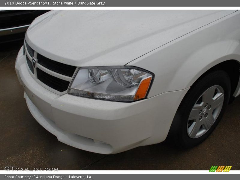 Stone White / Dark Slate Gray 2010 Dodge Avenger SXT