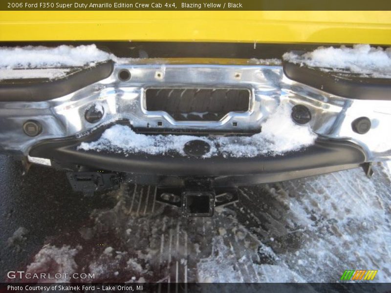 Blazing Yellow / Black 2006 Ford F350 Super Duty Amarillo Edition Crew Cab 4x4
