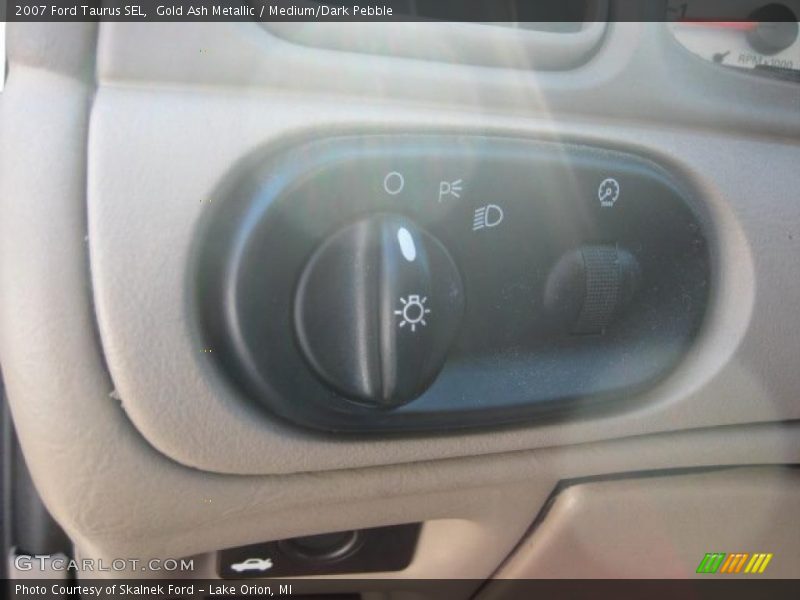 Gold Ash Metallic / Medium/Dark Pebble 2007 Ford Taurus SEL