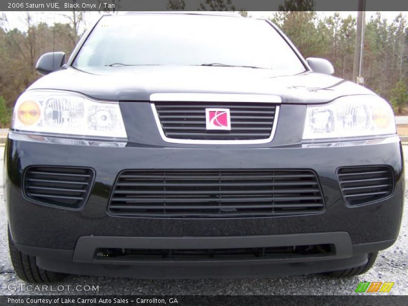 Black Onyx / Tan 2006 Saturn VUE