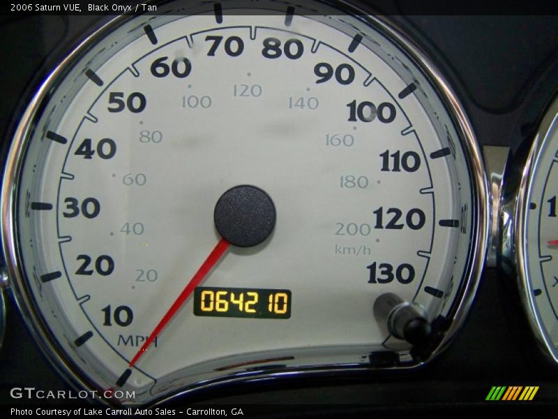 Black Onyx / Tan 2006 Saturn VUE