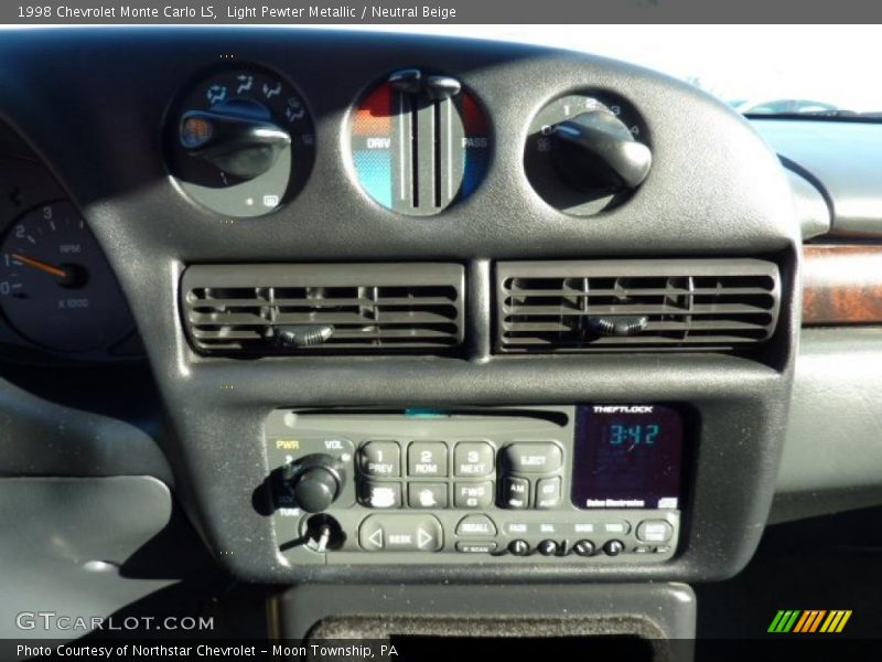 Light Pewter Metallic / Neutral Beige 1998 Chevrolet Monte Carlo LS