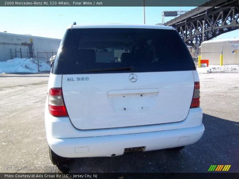 Polar White / Ash 2000 Mercedes-Benz ML 320 4Matic