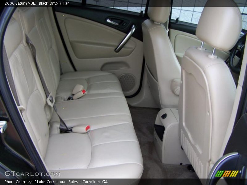 Black Onyx / Tan 2006 Saturn VUE