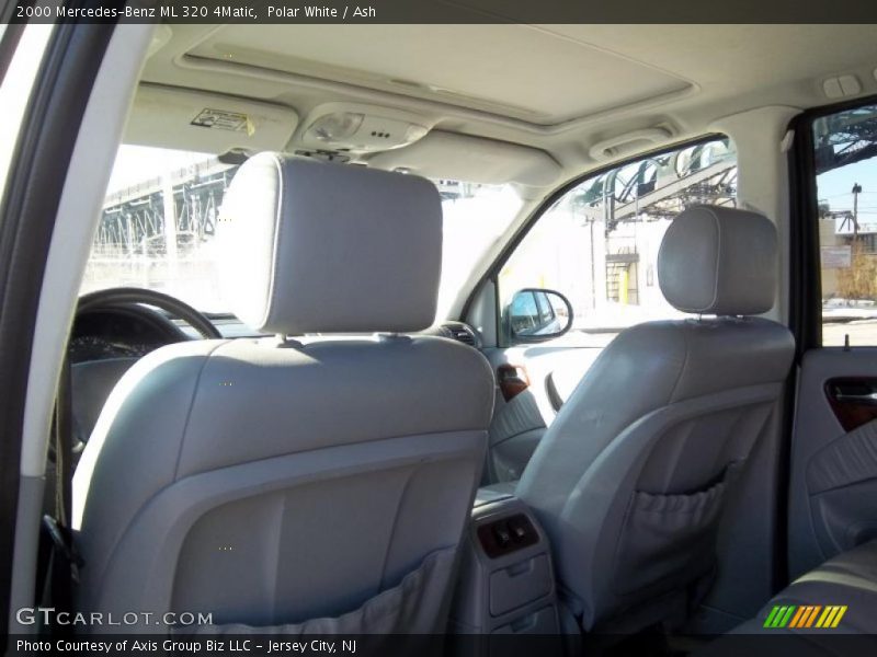 Polar White / Ash 2000 Mercedes-Benz ML 320 4Matic
